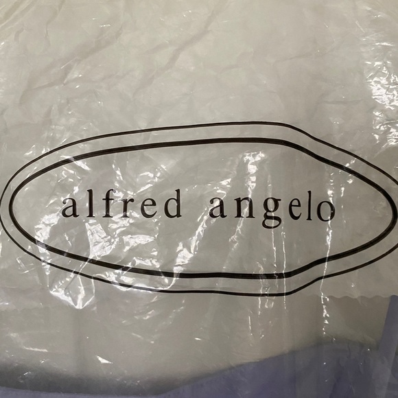 Alfred Angelo - long bride dress - lavender color - Sz 8 - Picture 4 of 8
